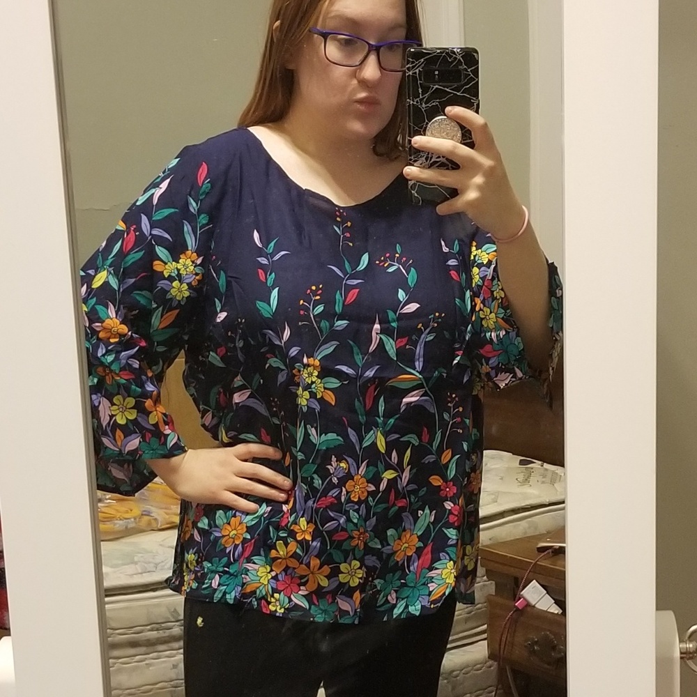 Plus Size Vibrant Garden Blouse - Picture 3 of 5